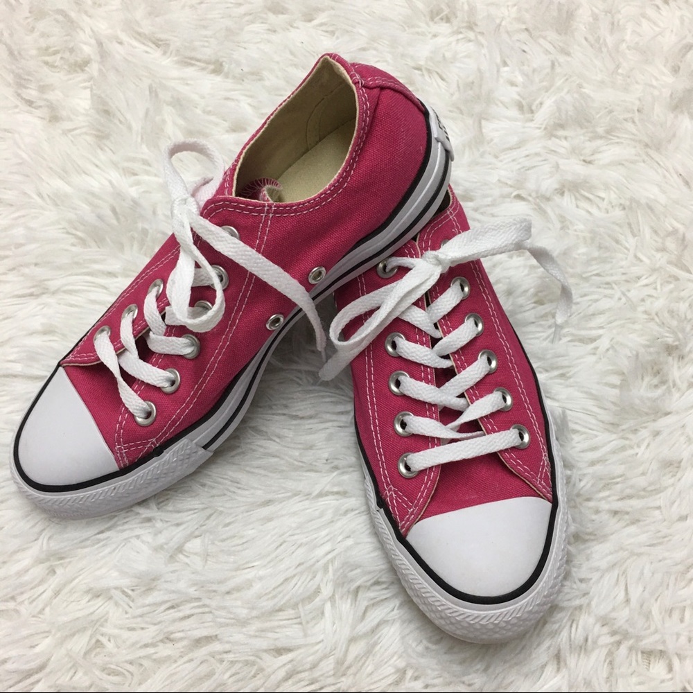 Converse Chuck Taylor All Star Low Pink sneakers Size 7